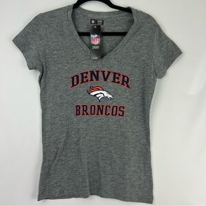 NFL Team Apparel Gray V-Neck Denver Broncos Tee size Large